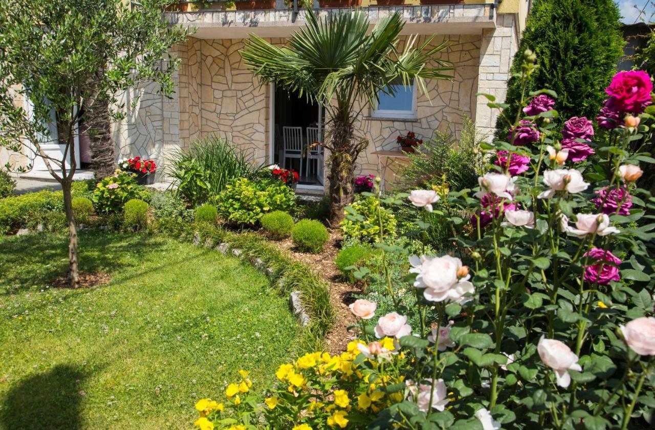 Apartman Lori كاستاف المظهر الخارجي الصورة